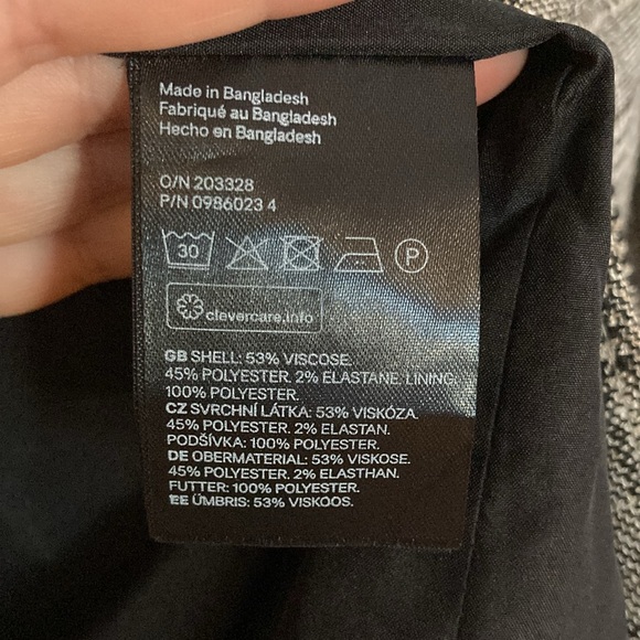 H&M Oversized Single-Breasted Blazer. Black/Brown/Tan. Size: S - Picture 4 of 5